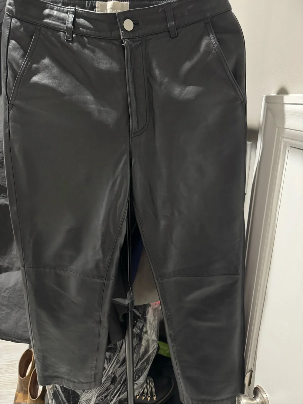 Everlane Black Leather Straight-Leg Cropped Pants